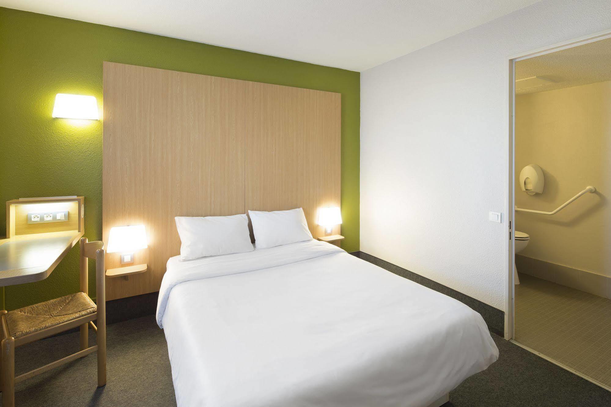 B&B Hotel Bordeaux Lac Sur Брюж Екстер'єр фото